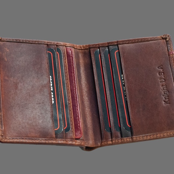 Leather Bifold Credit Card Wallet - Picture 3 of 4